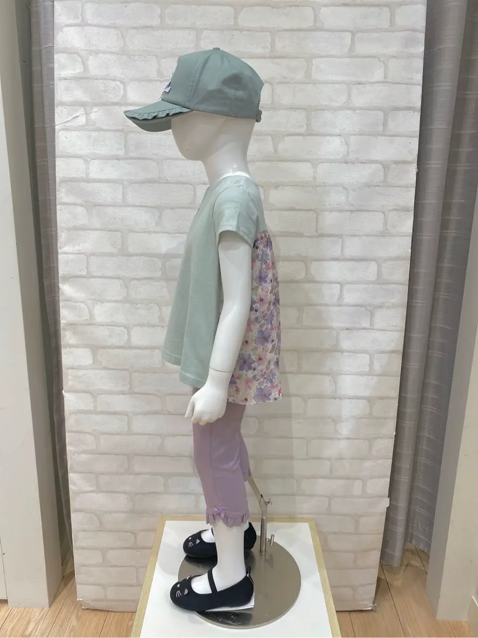 ANY 嶋田 コーディネート画像