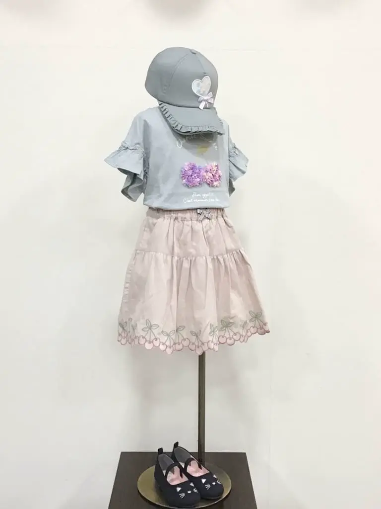 ANY 佐々木 コーディネート画像