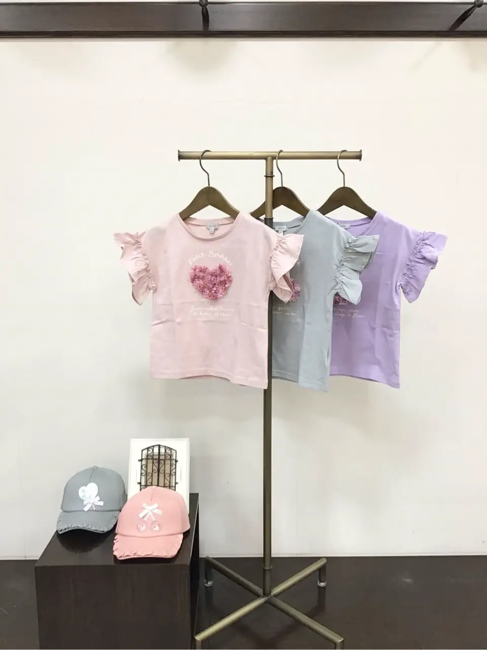 ANY 佐々木 コーディネート画像