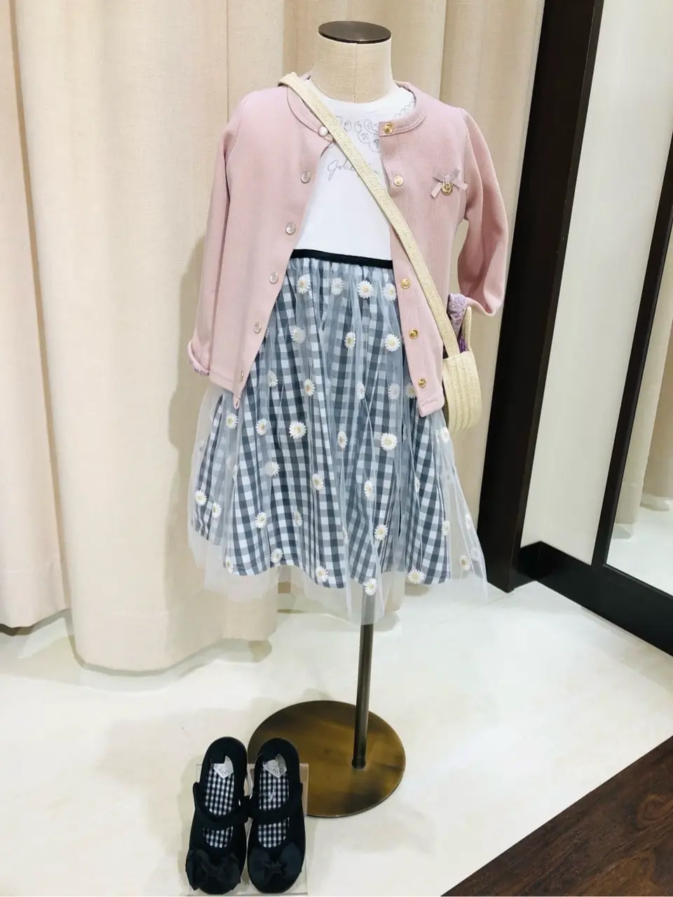  ISHII コーディネート画像