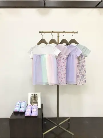 ANY 佐々木 コーディネート画像