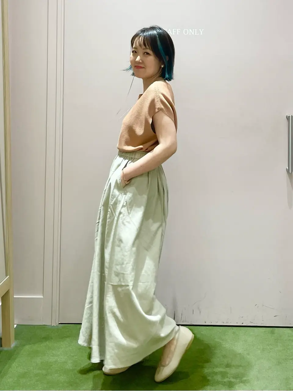 ANY フジコ コーディネート画像