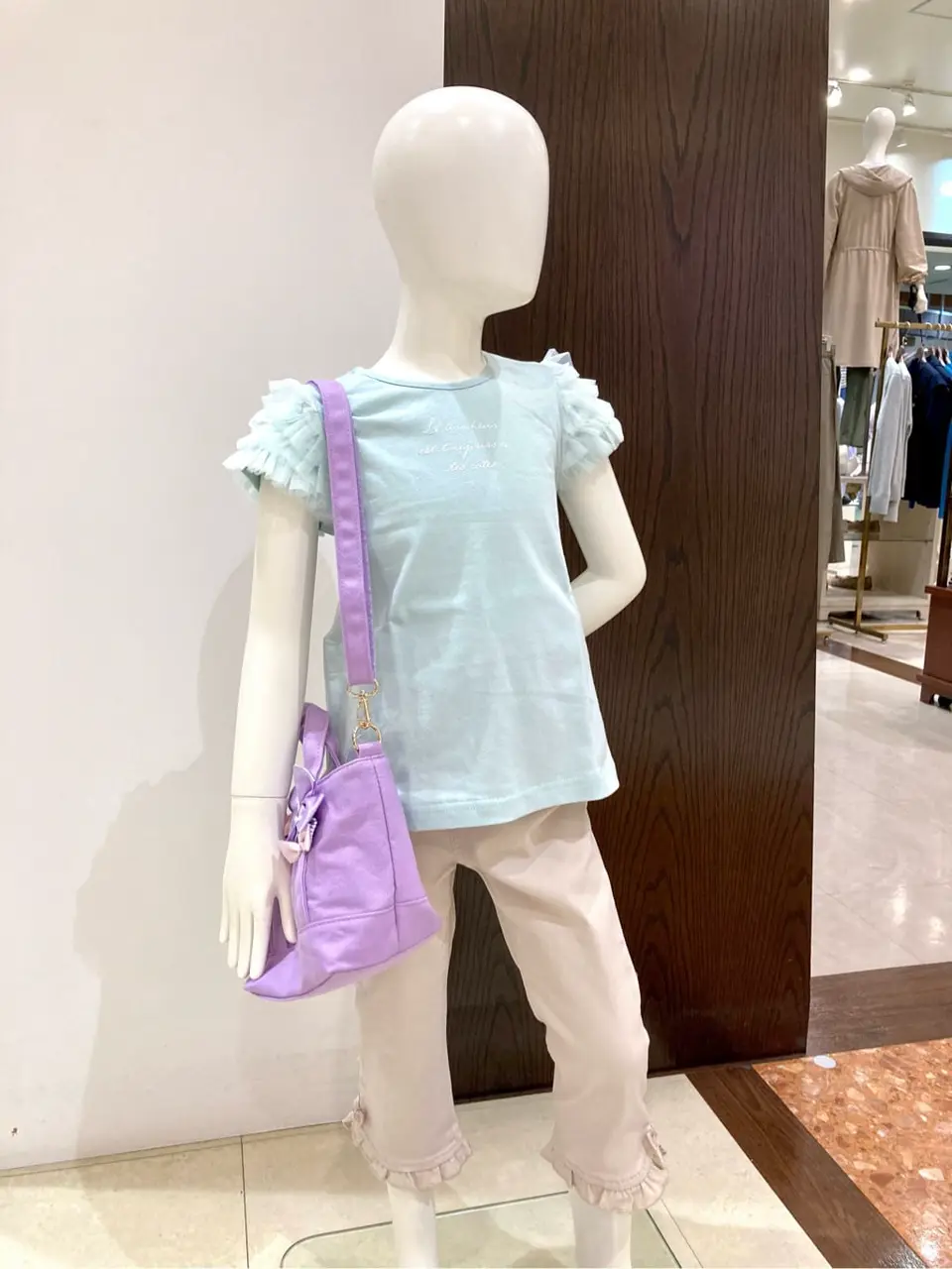 ANY 杉原 コーディネート画像