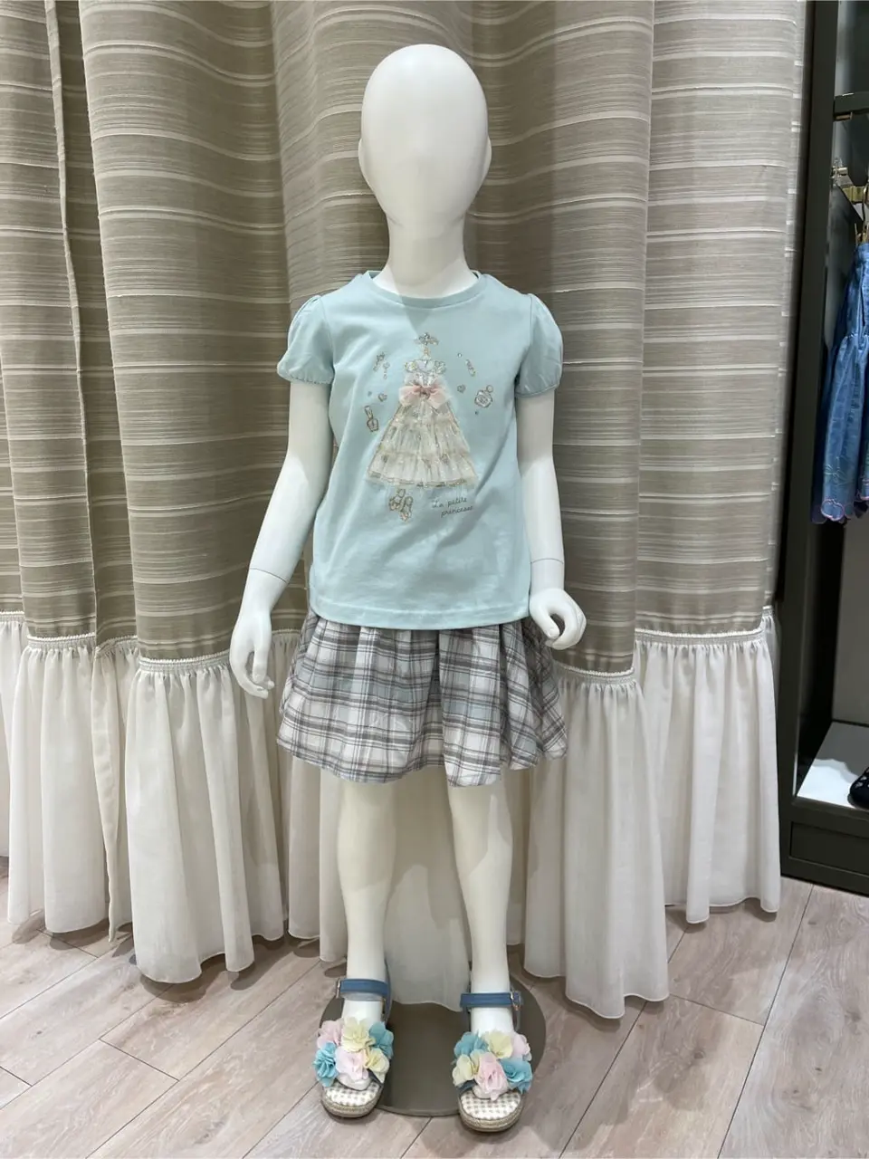  岡田 コーディネート画像