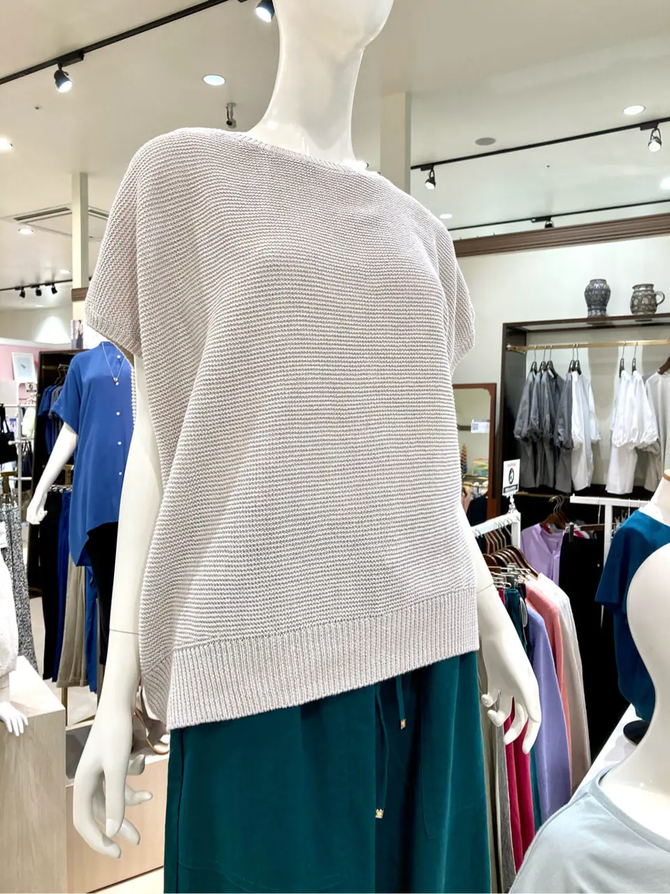 ANY 杉原 コーディネート画像