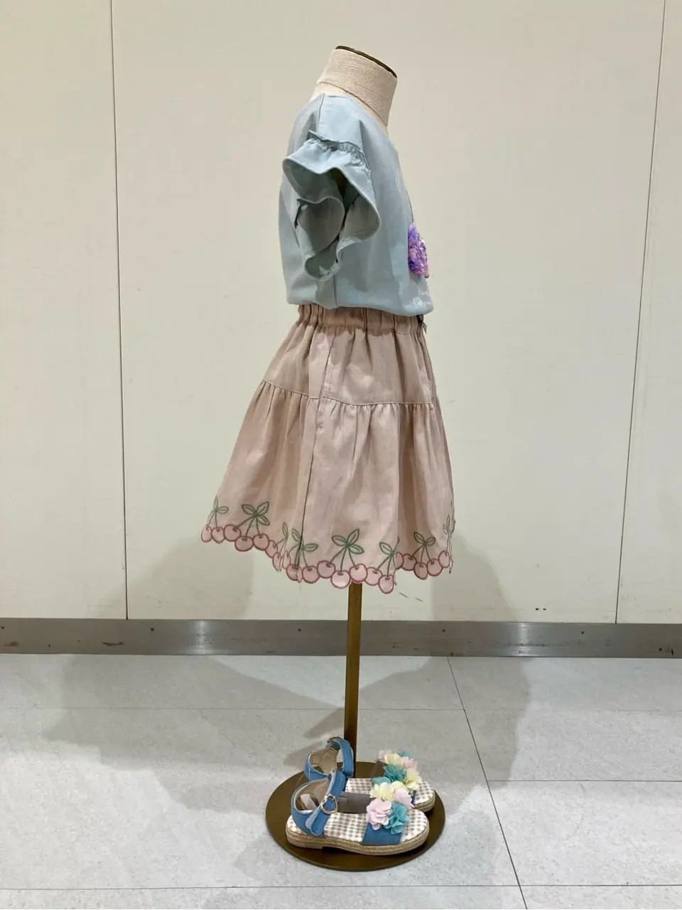 ANY 渡辺 コーディネート画像