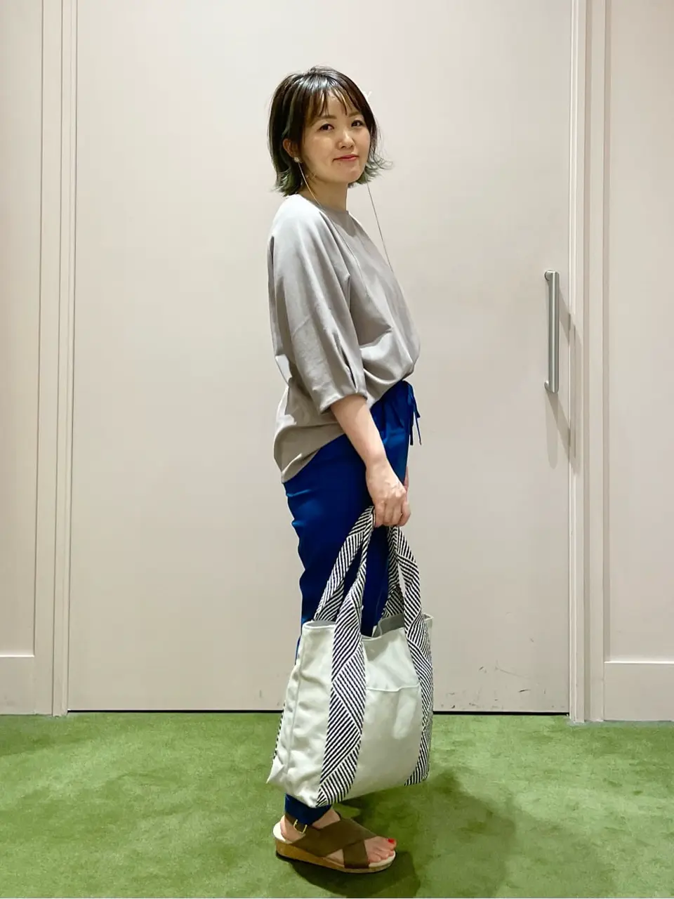 ANY フジコ コーディネート画像