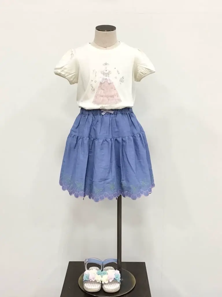 ANY 佐々木 コーディネート画像