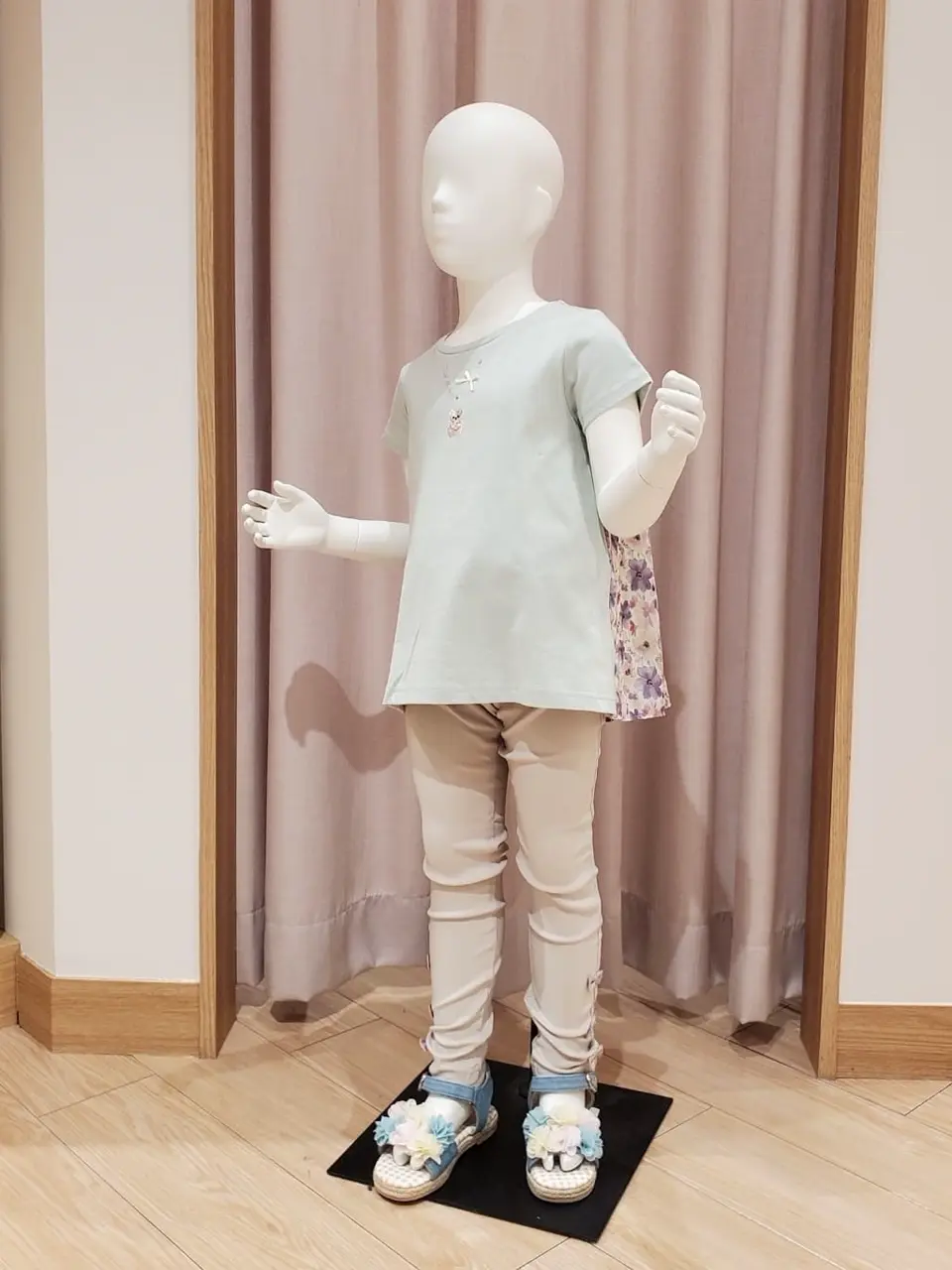 ANY 奥原 コーディネート画像