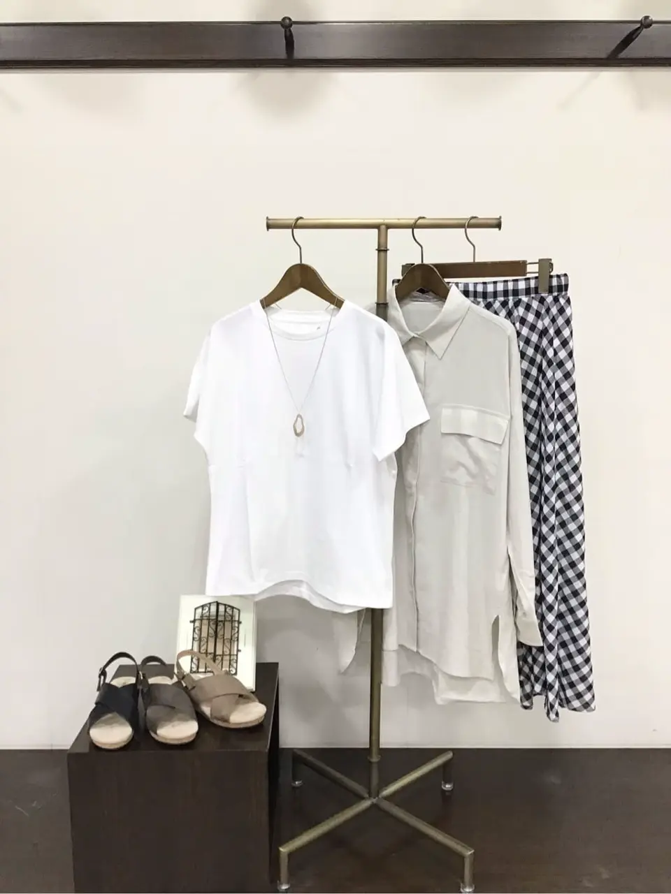 ANY 佐々木 コーディネート画像