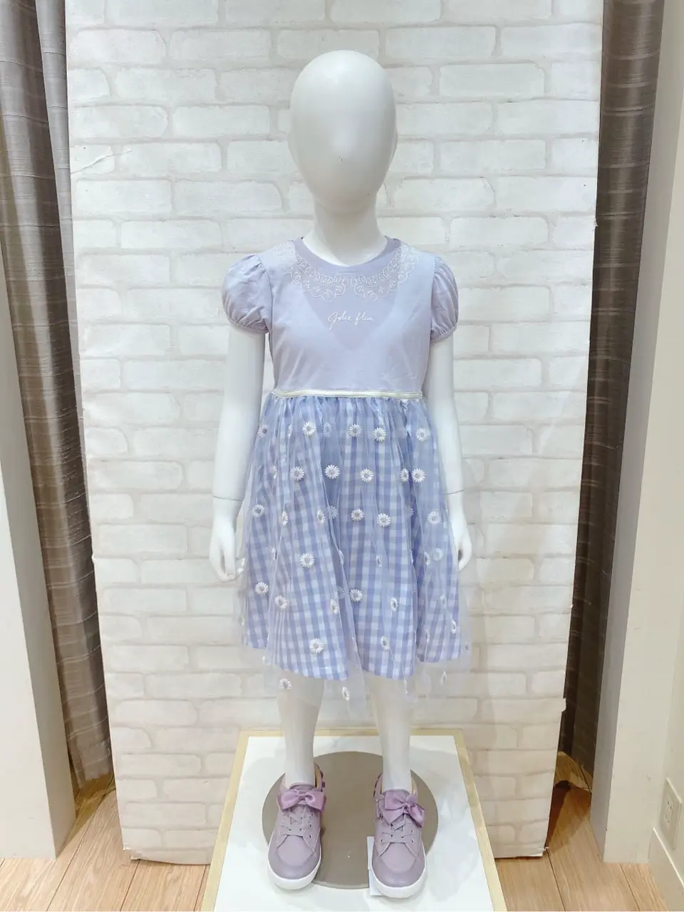 ANY 嶋田 コーディネート画像