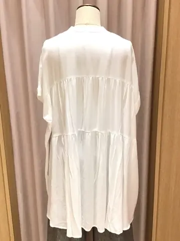 ANY 本吉 コーディネート画像