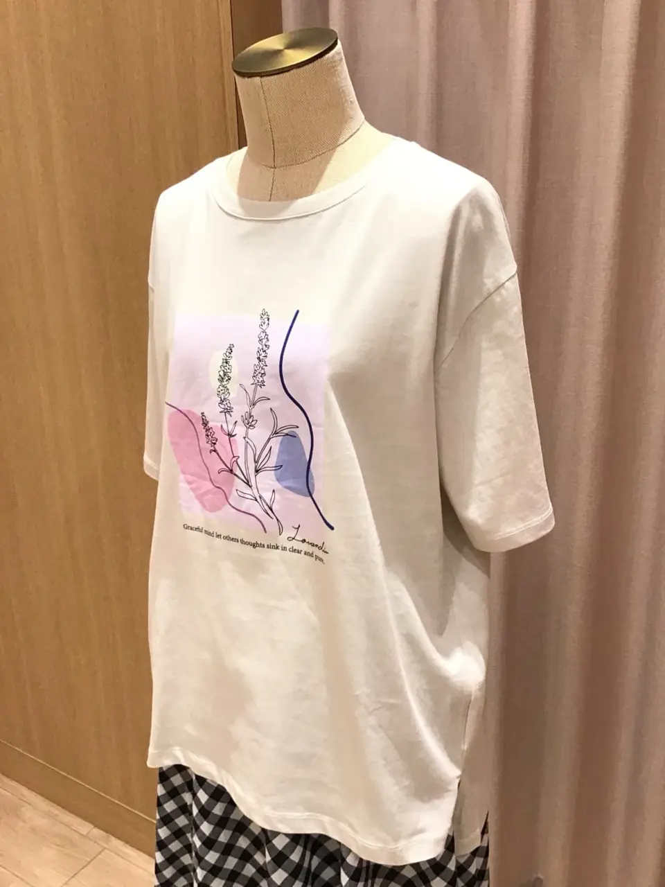 ANY 本吉 コーディネート画像