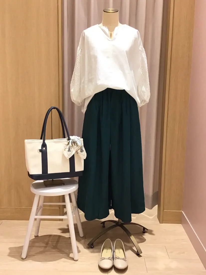  本吉 コーディネート画像