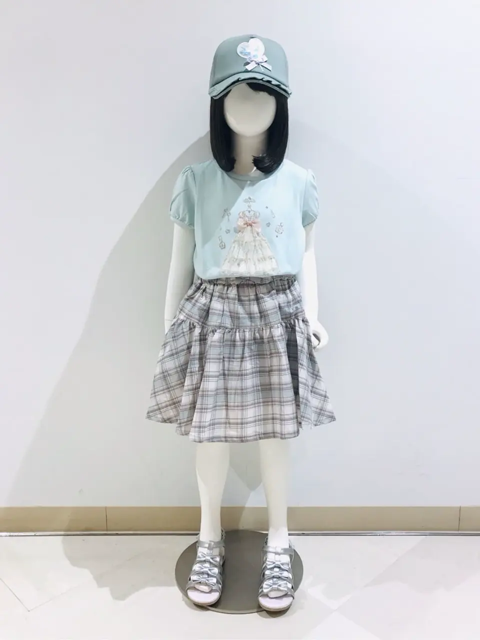 ANY 田口 コーディネート画像