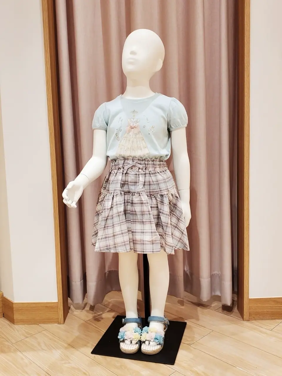 ANY 奥原 コーディネート画像