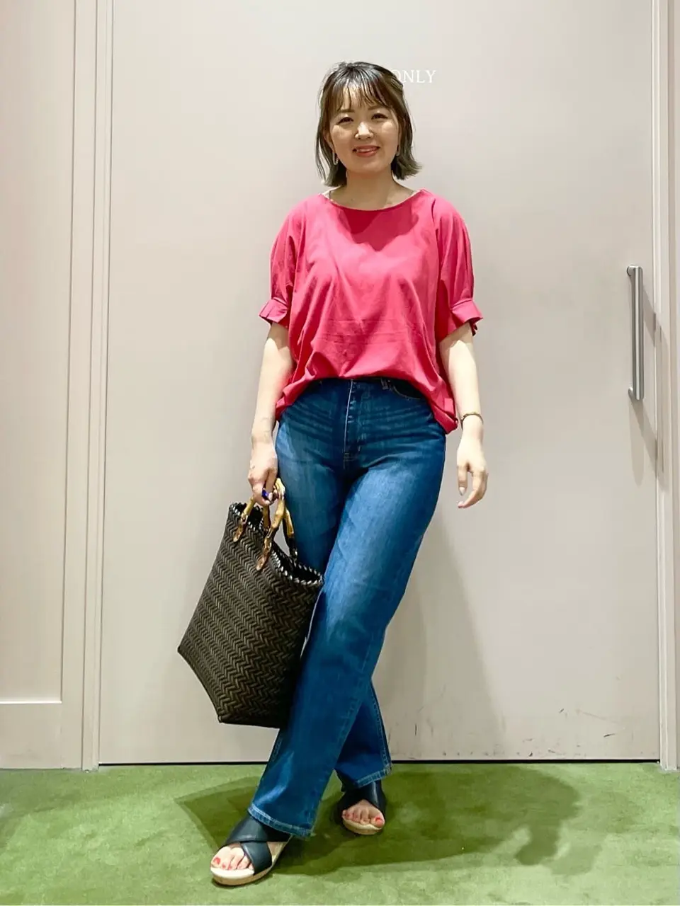 ANY フジコ コーディネート画像