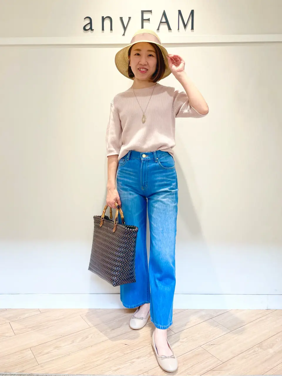  スタッフ コーディネート画像