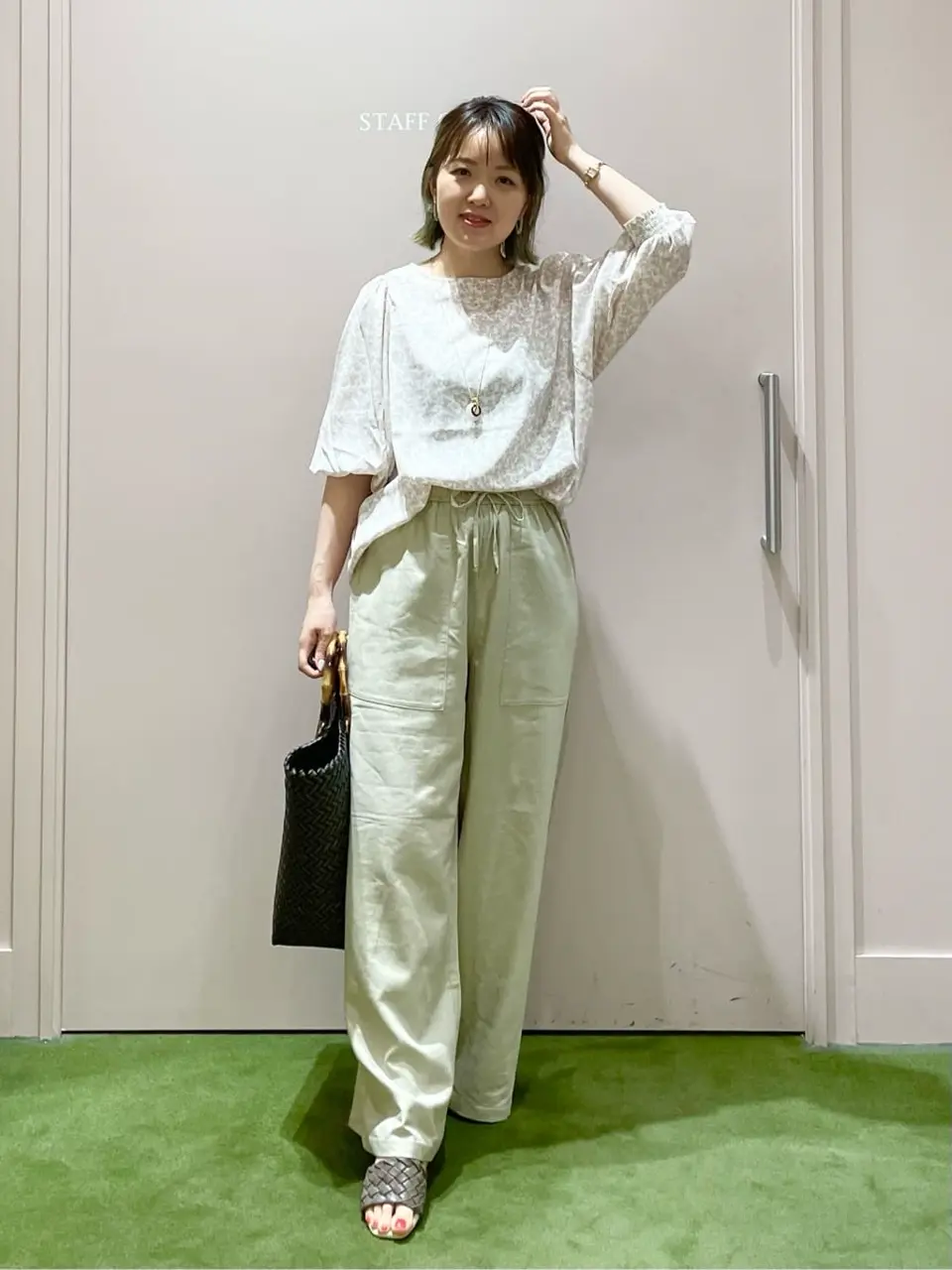 ANY フジコ コーディネート画像