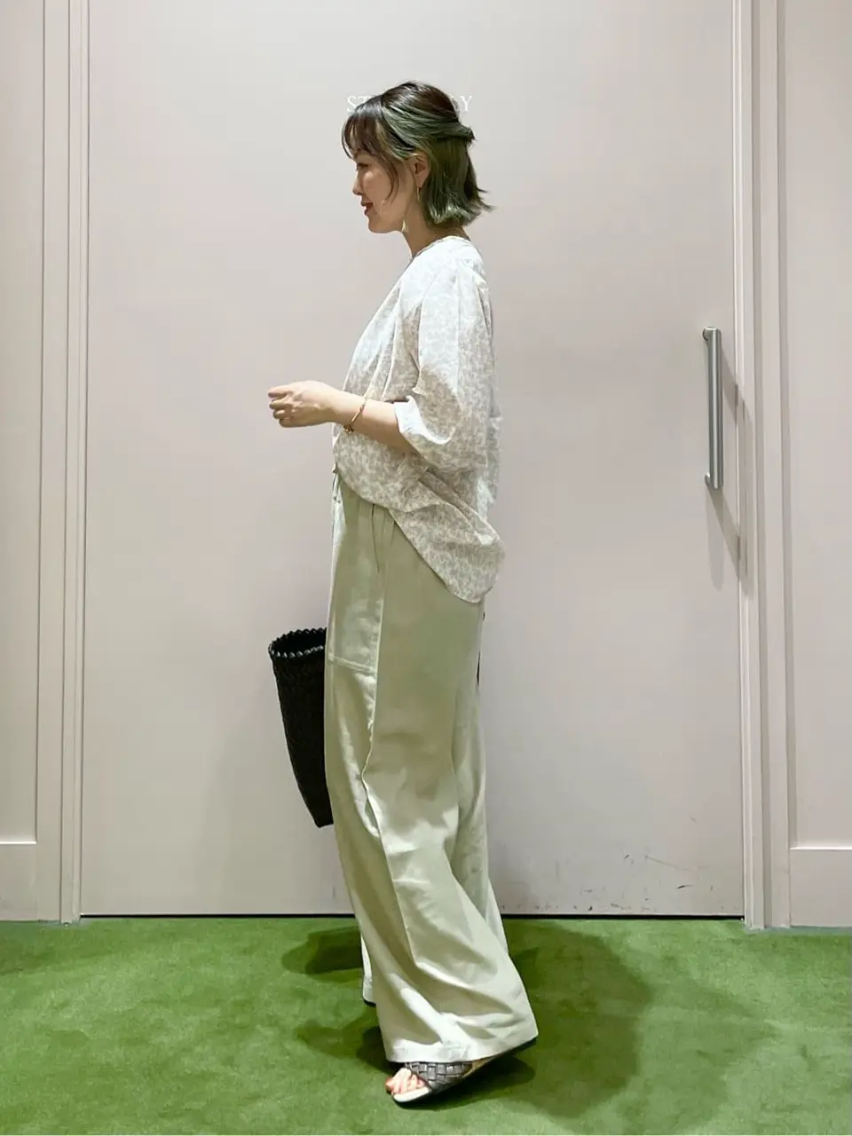 ANY フジコ コーディネート画像