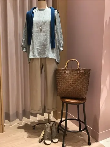 ANY 浅岡 コーディネート画像