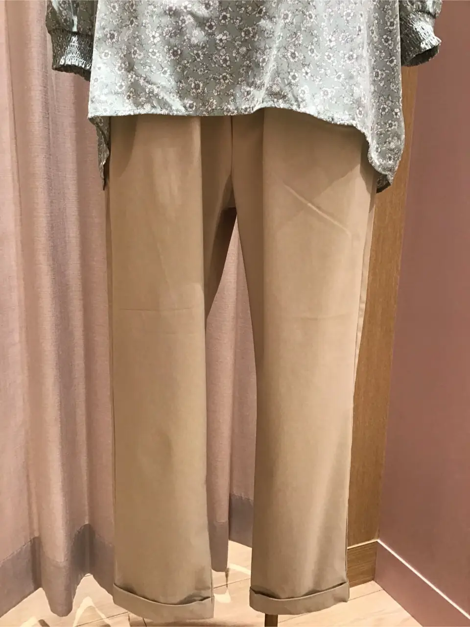 ANY 浅岡 コーディネート画像