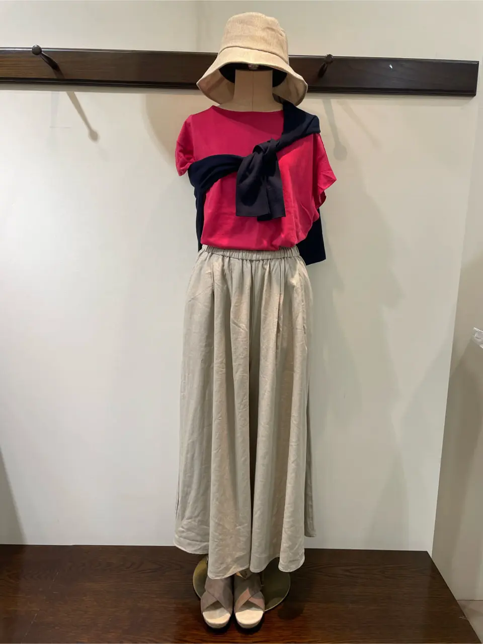  明吉 コーディネート画像