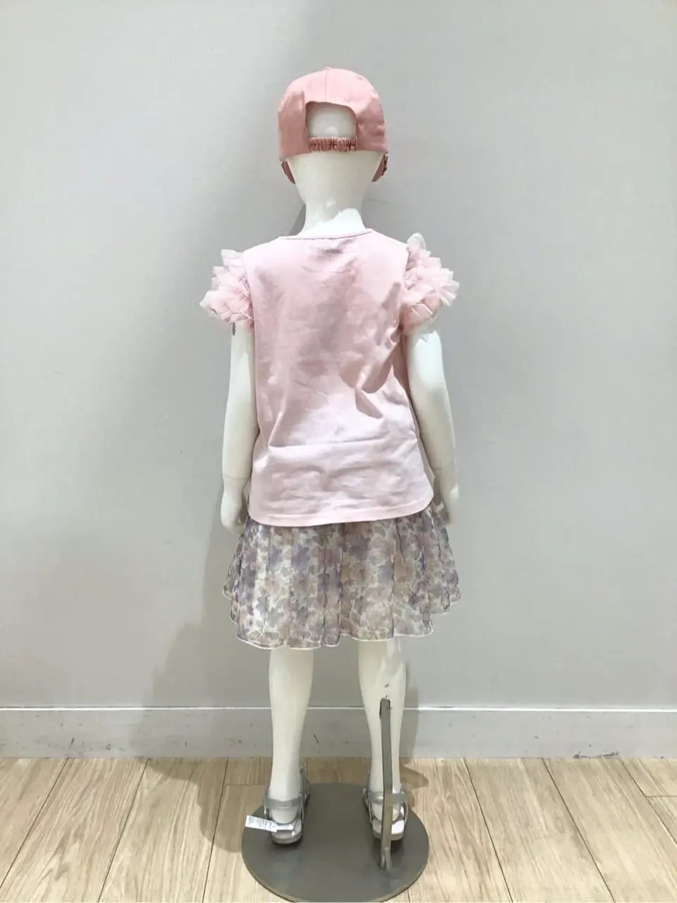 ANY スタッフ コーディネート画像