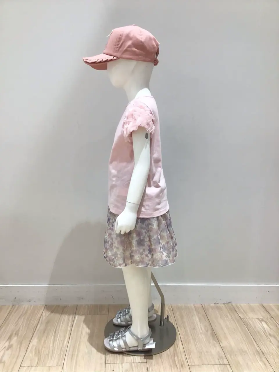 ANY スタッフ コーディネート画像