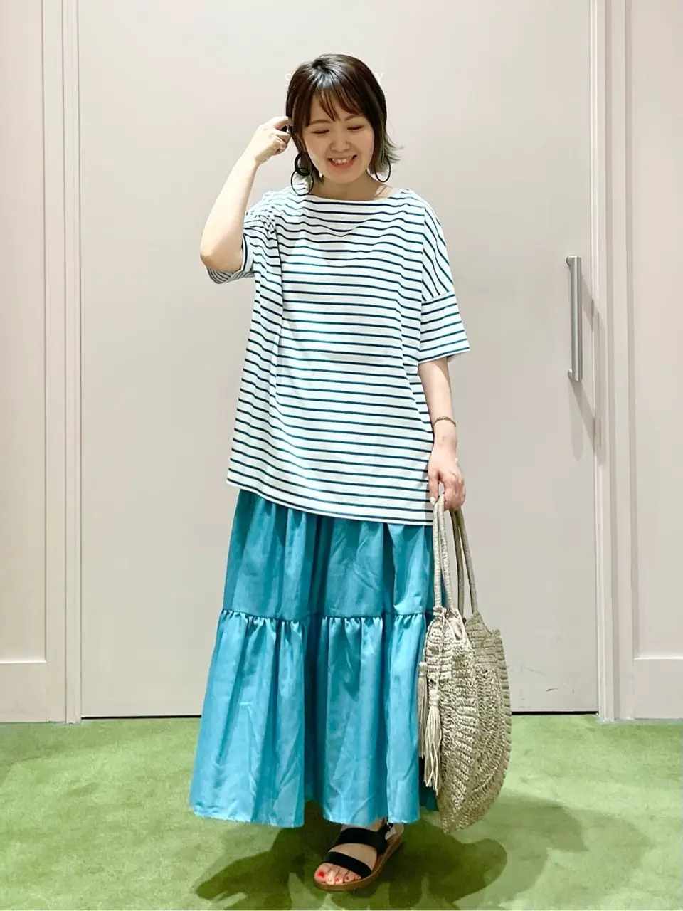 ANY フジコ コーディネート画像