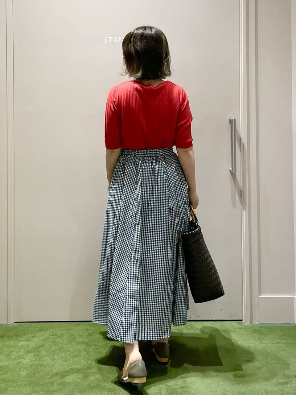 ANY フジコ コーディネート画像