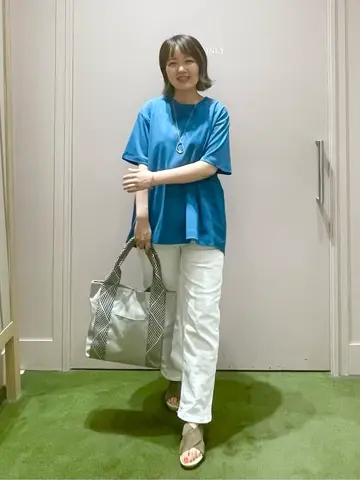 ANY フジコ コーディネート画像