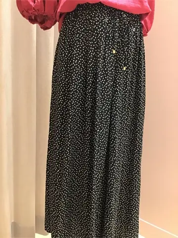 ANY 浅岡 コーディネート画像