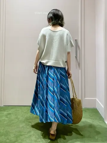 ANY フジコ コーディネート画像