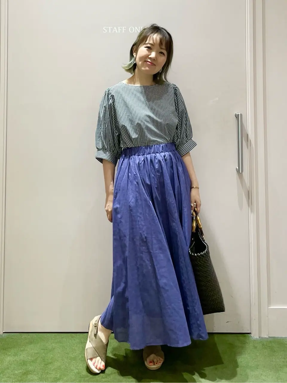 ANY フジコ コーディネート画像