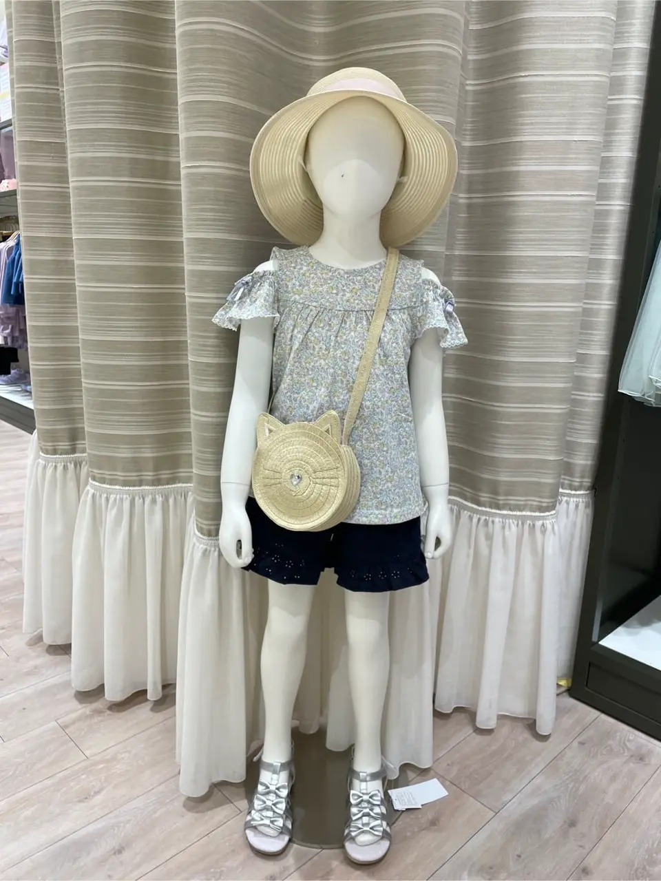  岡田 コーディネート画像