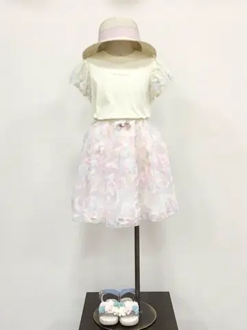 ANY 佐々木 コーディネート画像