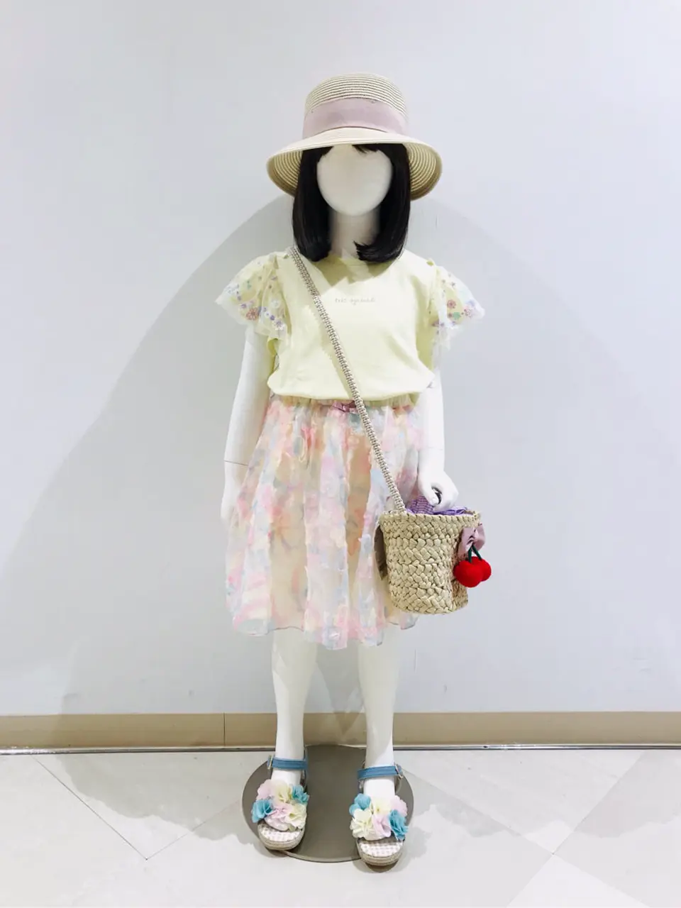 ANY 田口 コーディネート画像