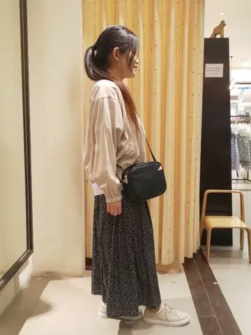 ANY 林 コーディネート画像