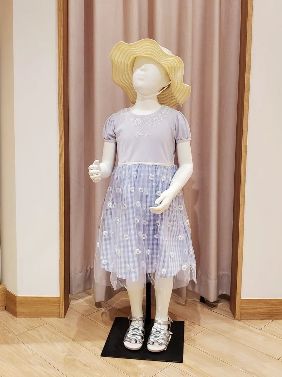 ANY 奥原 コーディネート画像