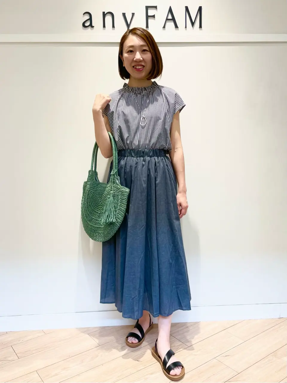  スタッフ コーディネート画像