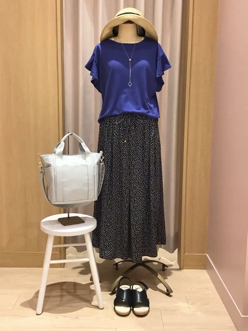  本吉 コーディネート画像