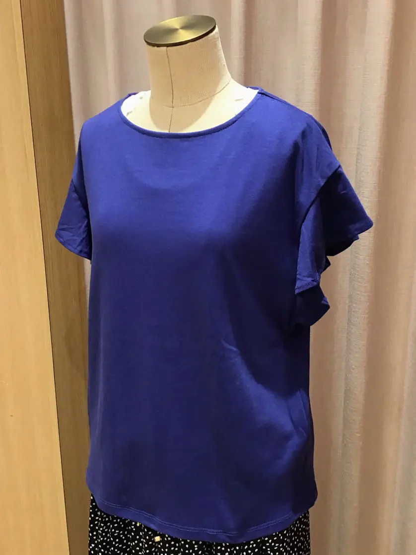 ANY 本吉 コーディネート画像