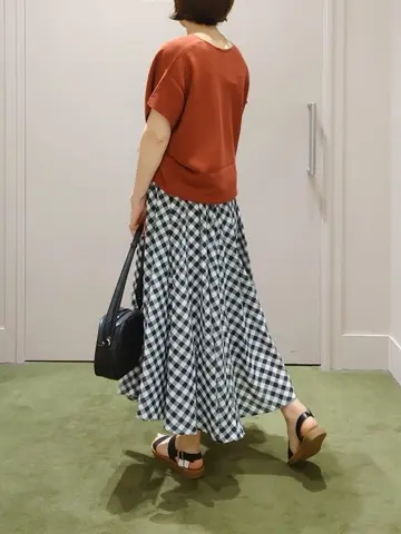 ANY 吉田 コーディネート画像