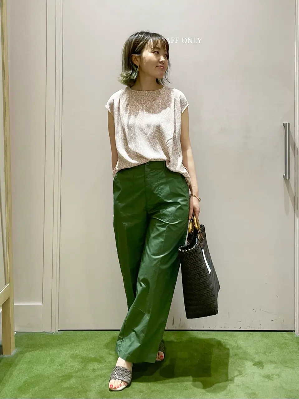 ANY フジコ コーディネート画像