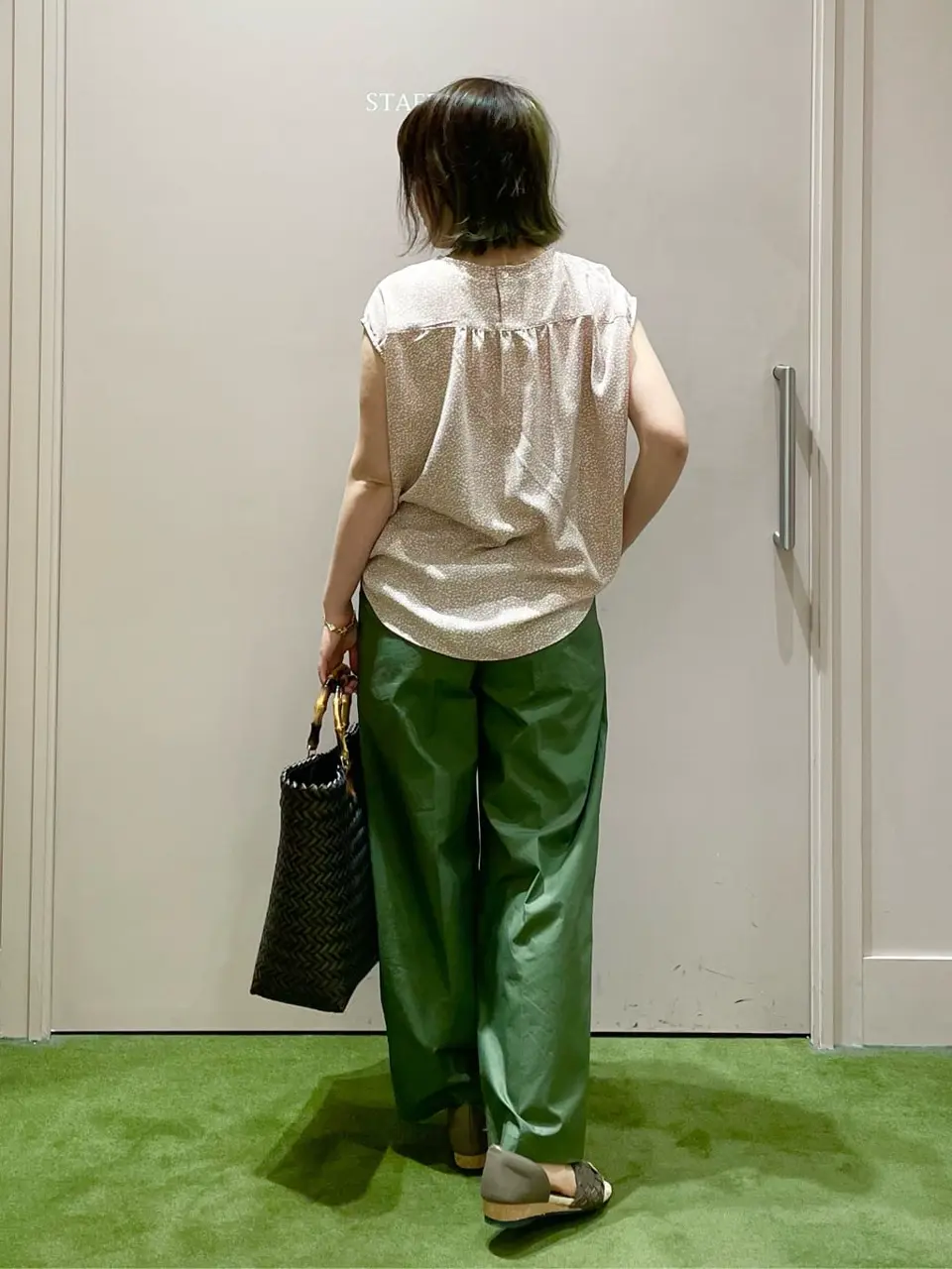 ANY フジコ コーディネート画像