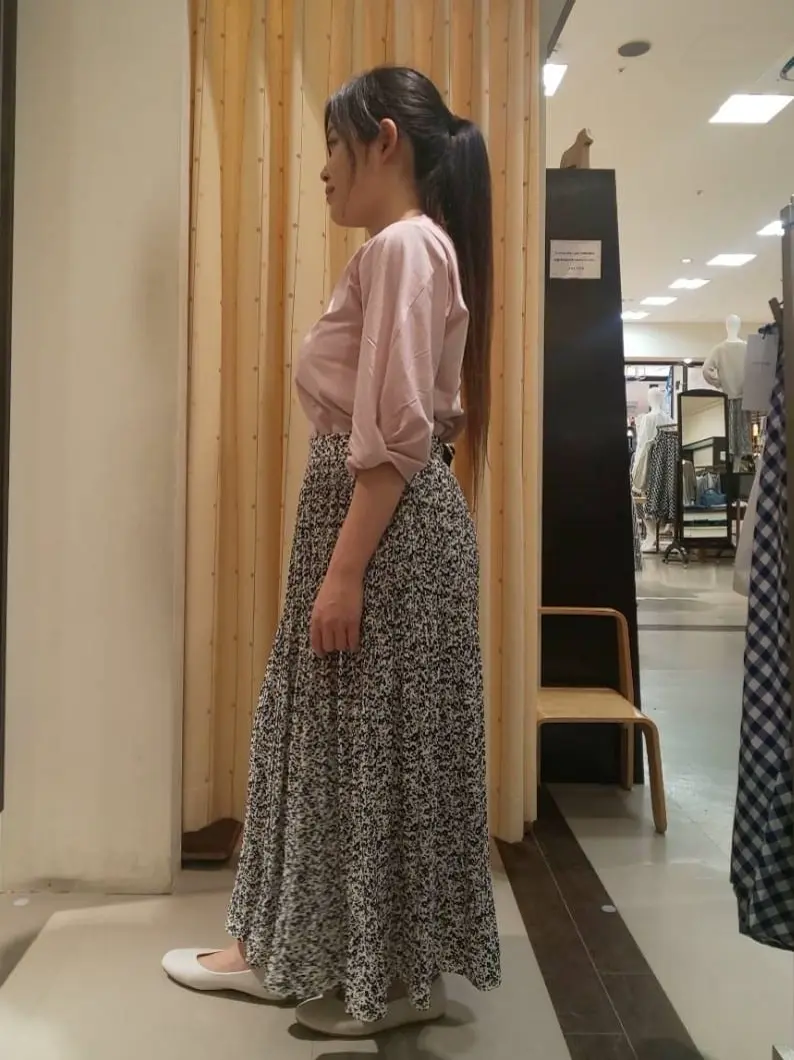 ANY 林 コーディネート画像