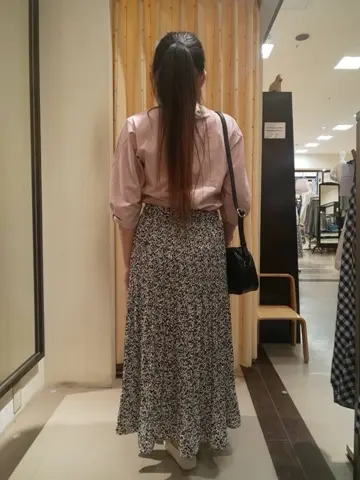 ANY 林 コーディネート画像