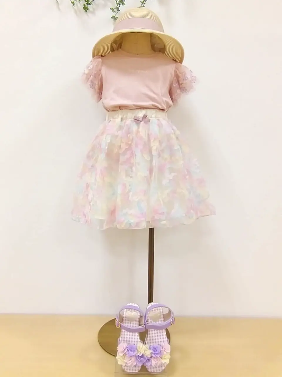 ANY H コーディネート画像