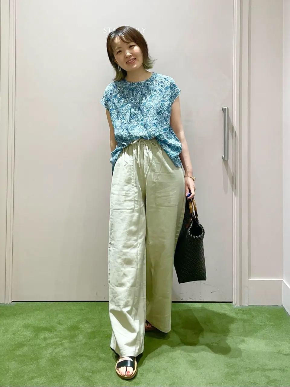 ANY フジコ コーディネート画像